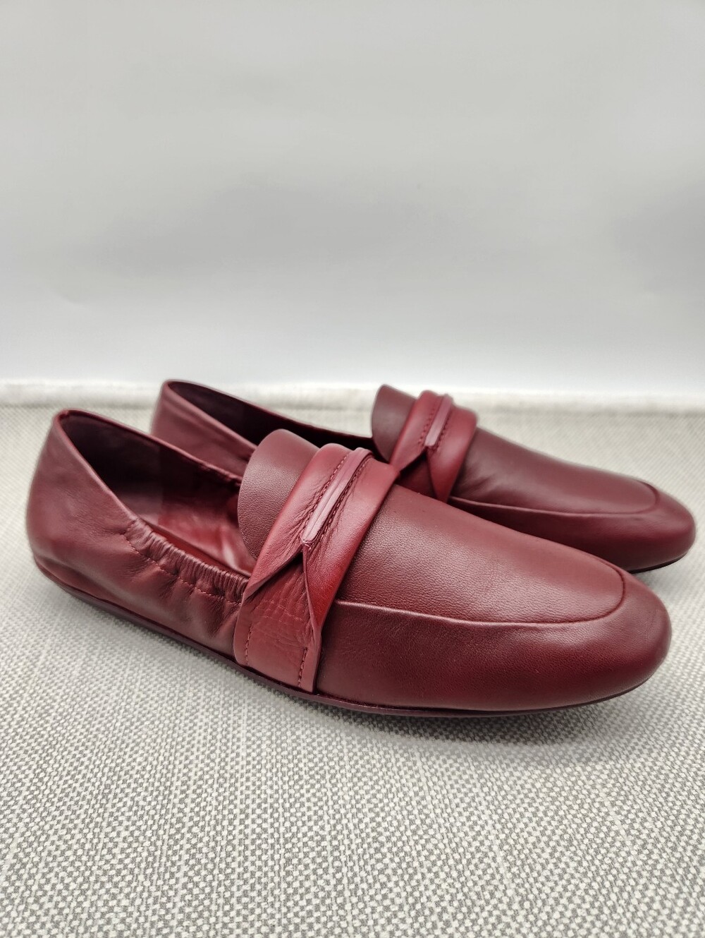 Mercedes Castillo Erin Size 7.5 Loafer Flats Driving Shoes Leather Burgundy